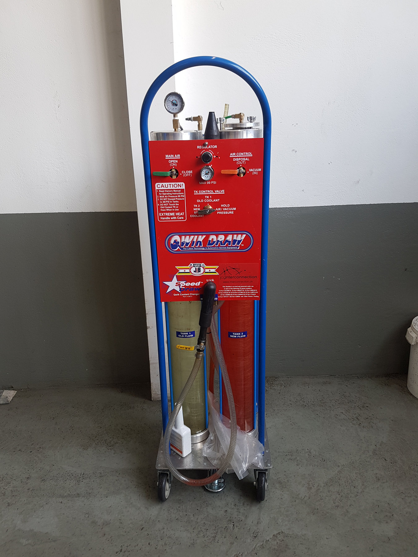 Machine de vidange par aspiration de l'atelier